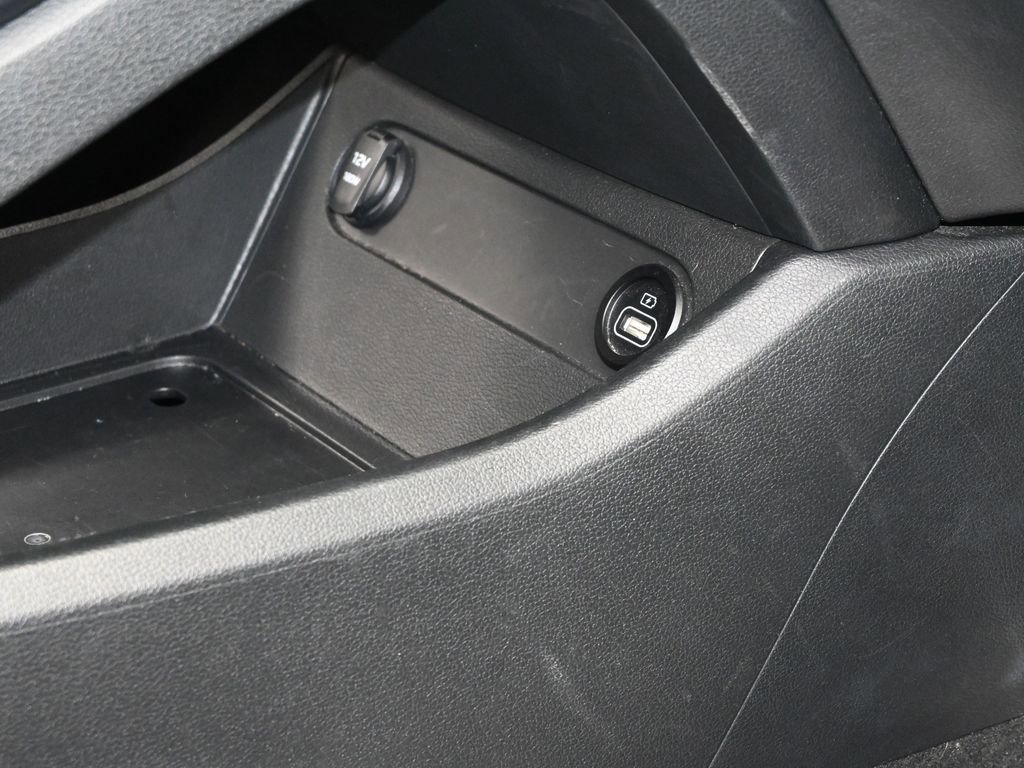 Used 2023 Hyundai Santa Fe SE image 37