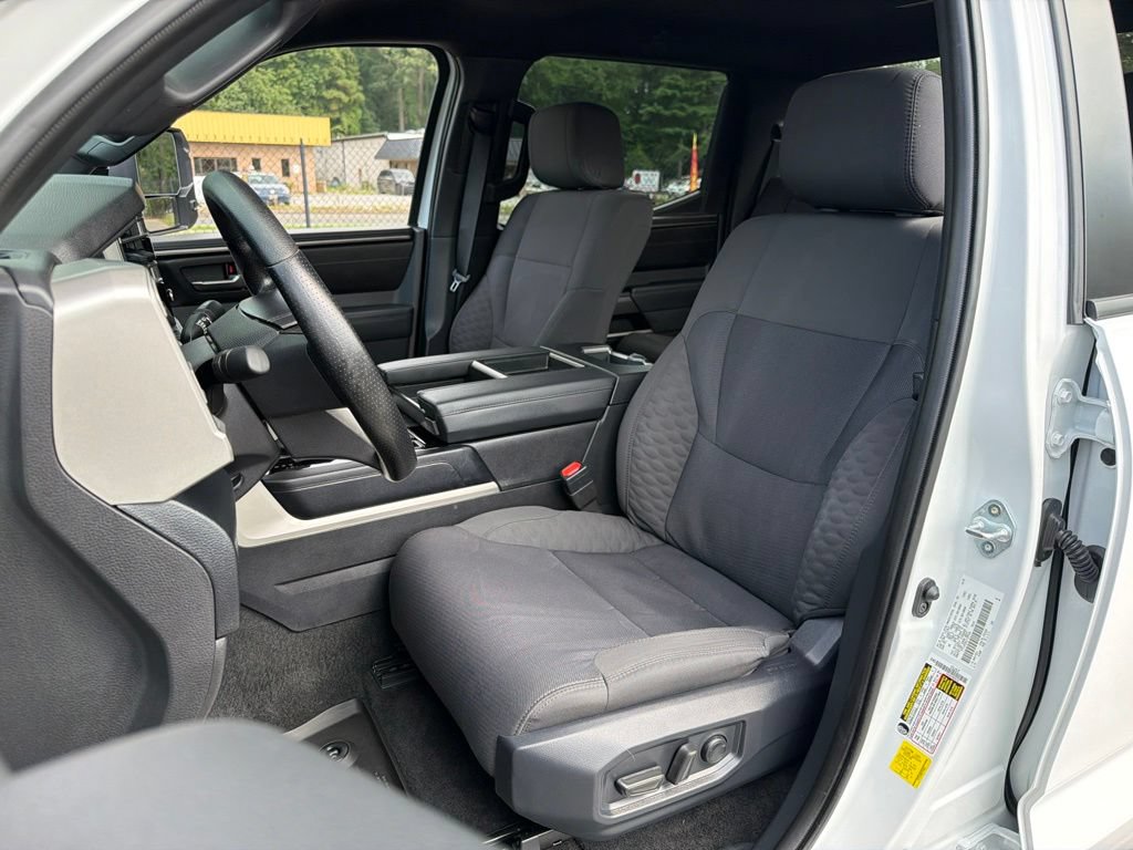 Used 2026 Toyota Tundra SR5 w/ SR5 Convenience Package AWD/4WD image 19