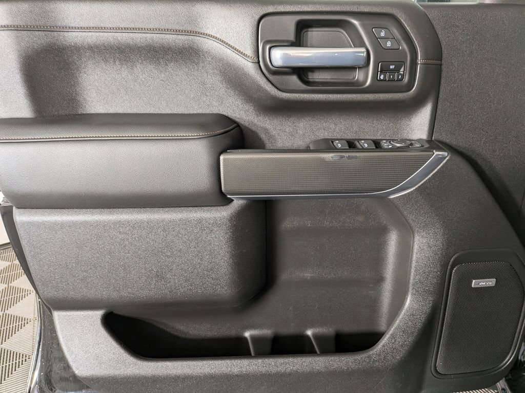 Used 2020 GMC Sierra 2500 AT4 w/ Technology Package image 17