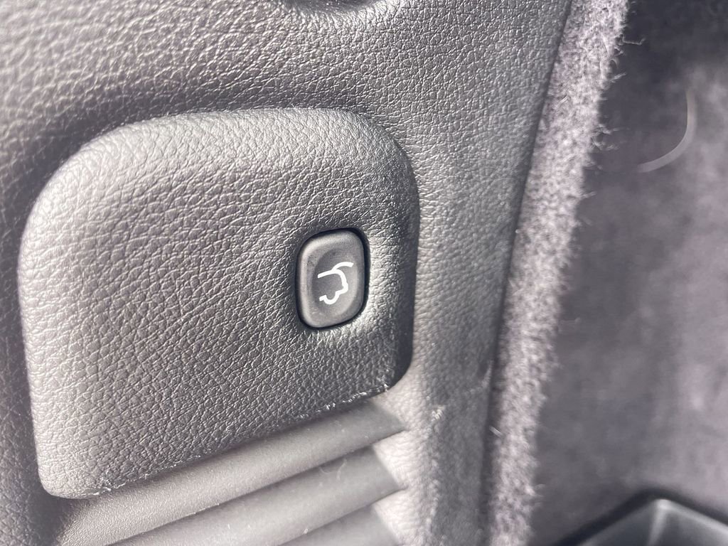 Used 2024 Dodge Durango GT image 7