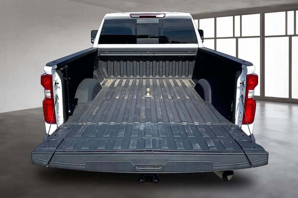 Used 2022 Chevrolet Silverado 2500 LTZ w/ LTZ Plus Package image 7