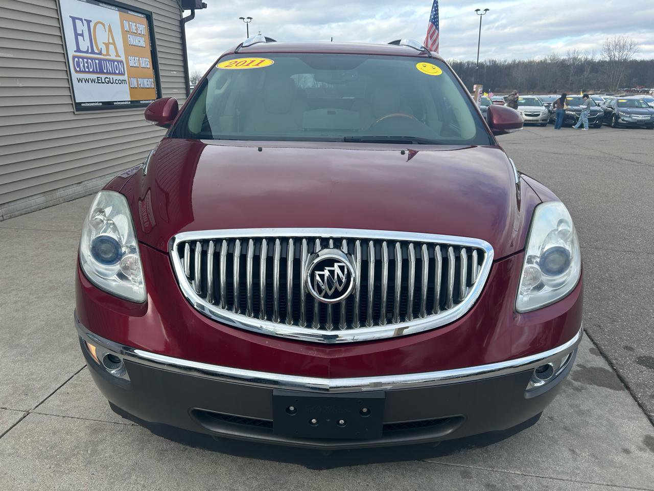Used 2011 Buick Enclave CXL w/ Trailering Provision Package image 2