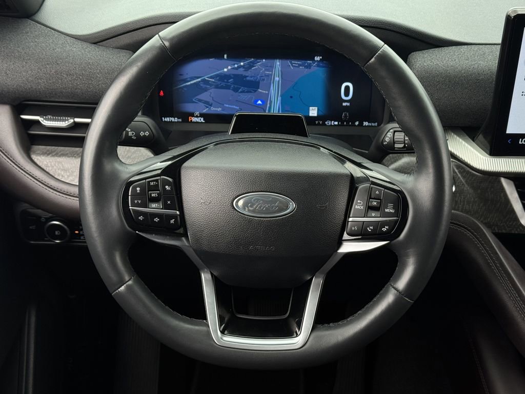 Used 2025 Ford Explorer Platinum w/ LUX Leather Package image 14