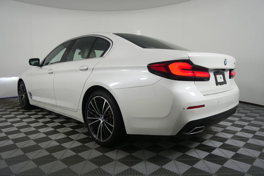 Certified 2023 BMW 530i w/ Premium Package image 5