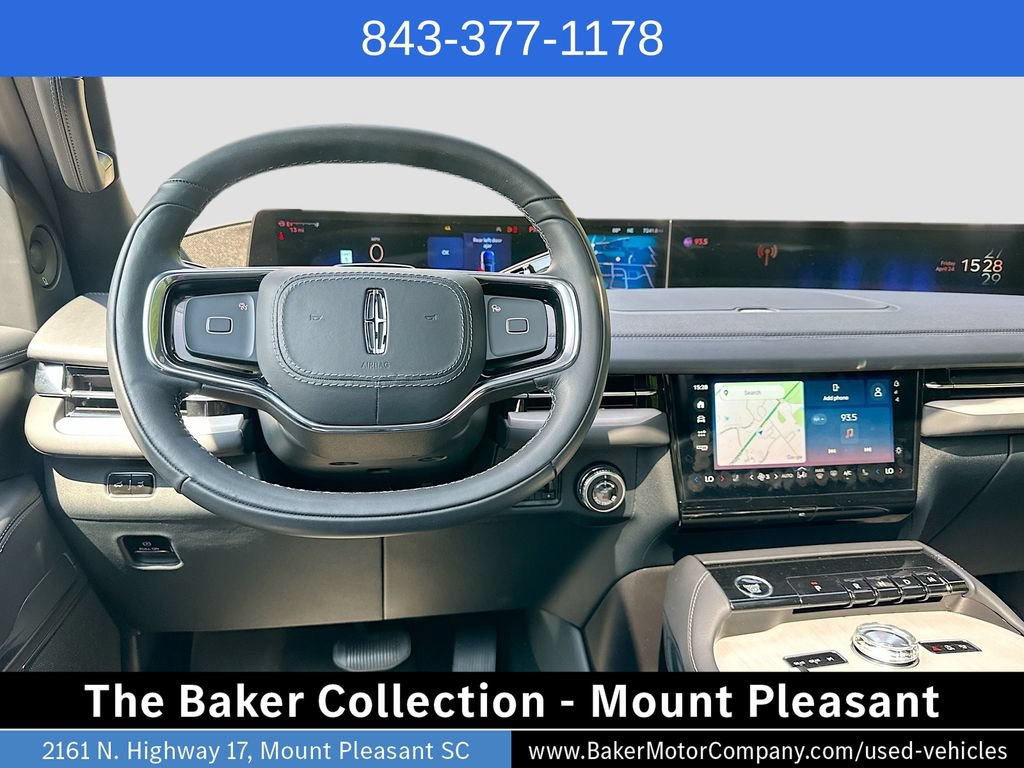 Used 2025 Lincoln Navigator Reserve w/ Jet Appearance Package AWD/4WD image 24