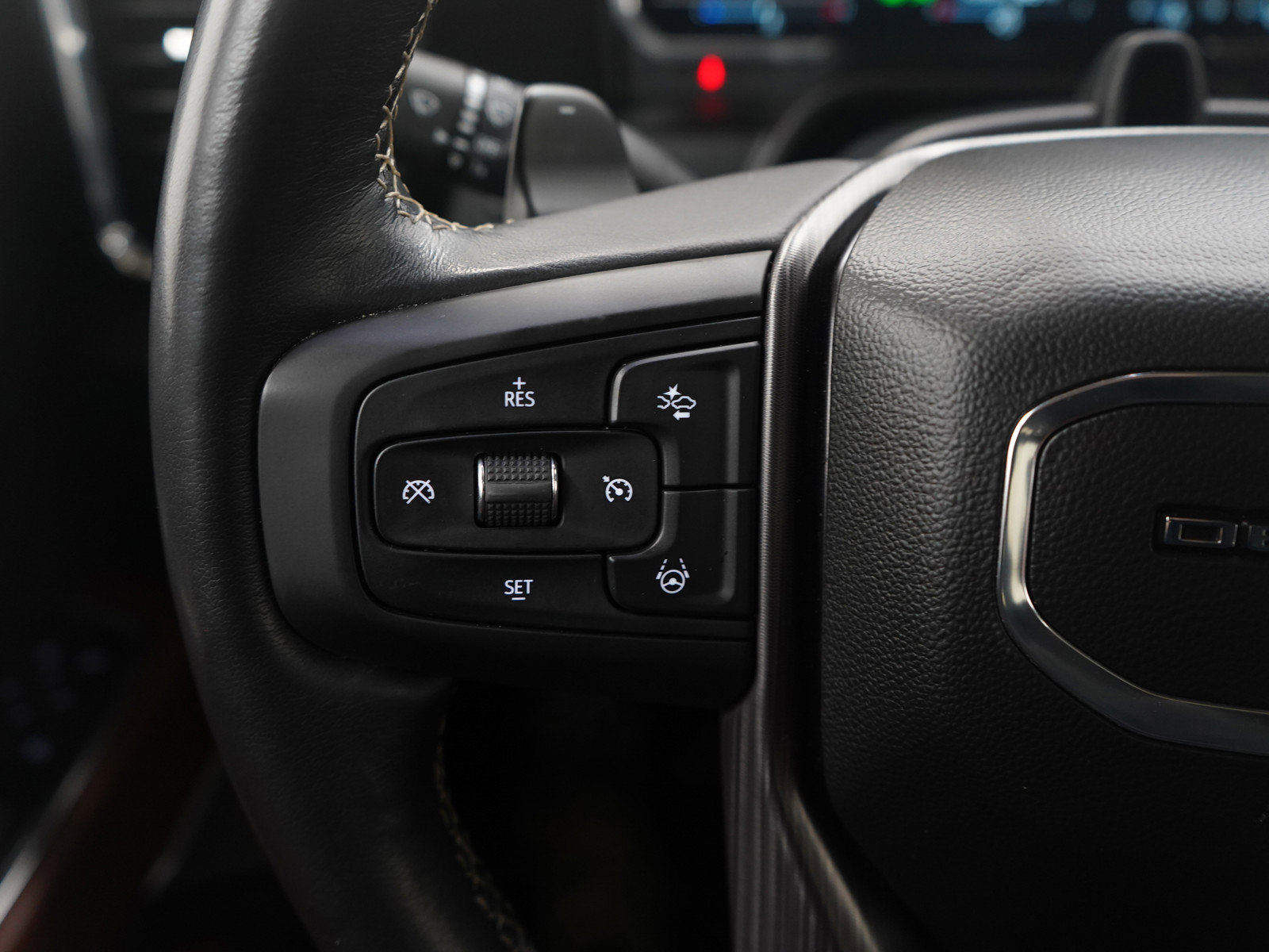 Used 2024 GMC Sierra 1500 Denali Ultimate image 25