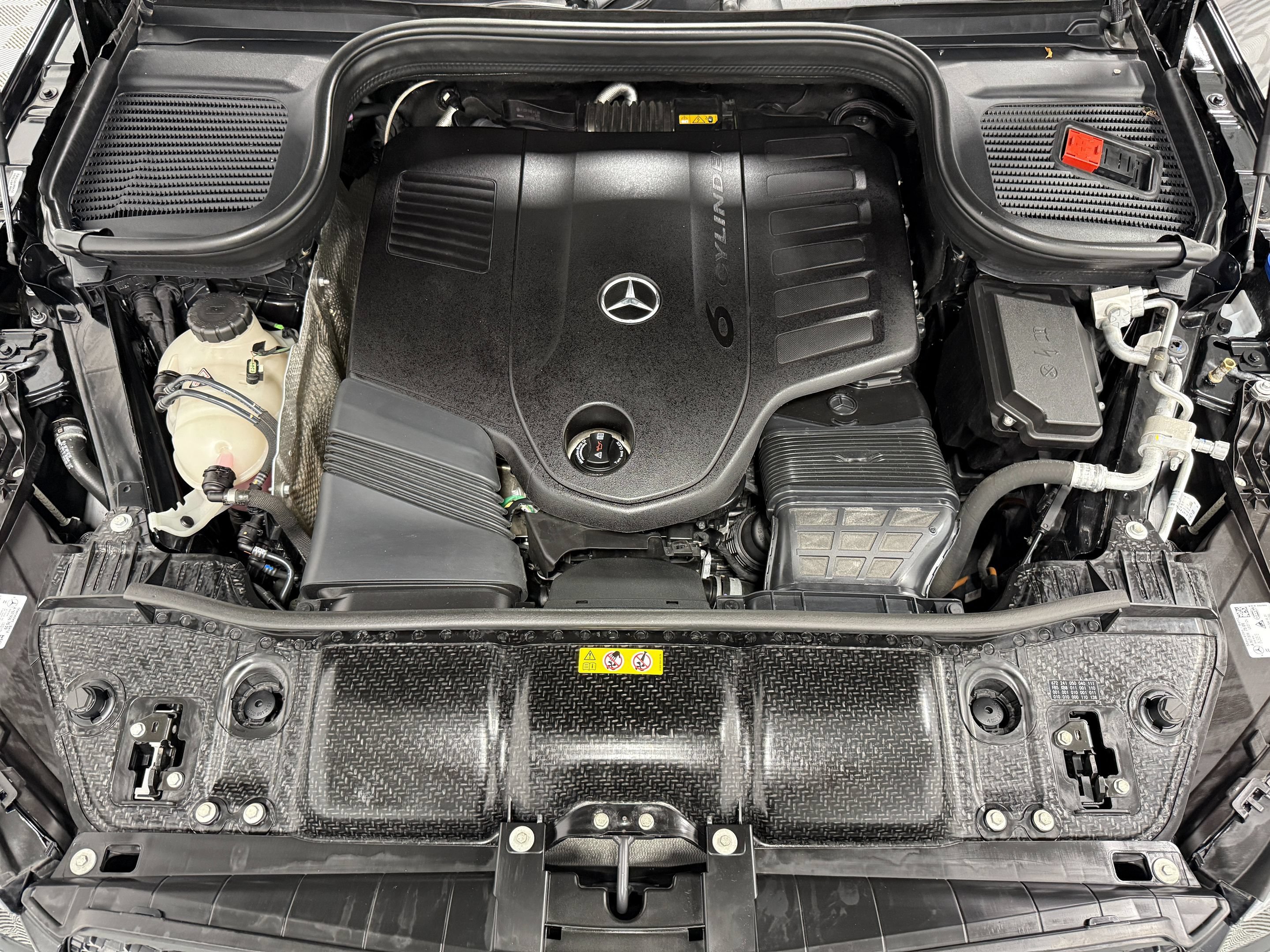 Used 2024 Mercedes-Benz GLE 450 4MATIC image 40
