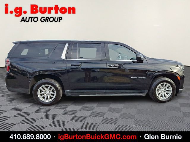 Used 2022 Chevrolet Suburban LT image 7