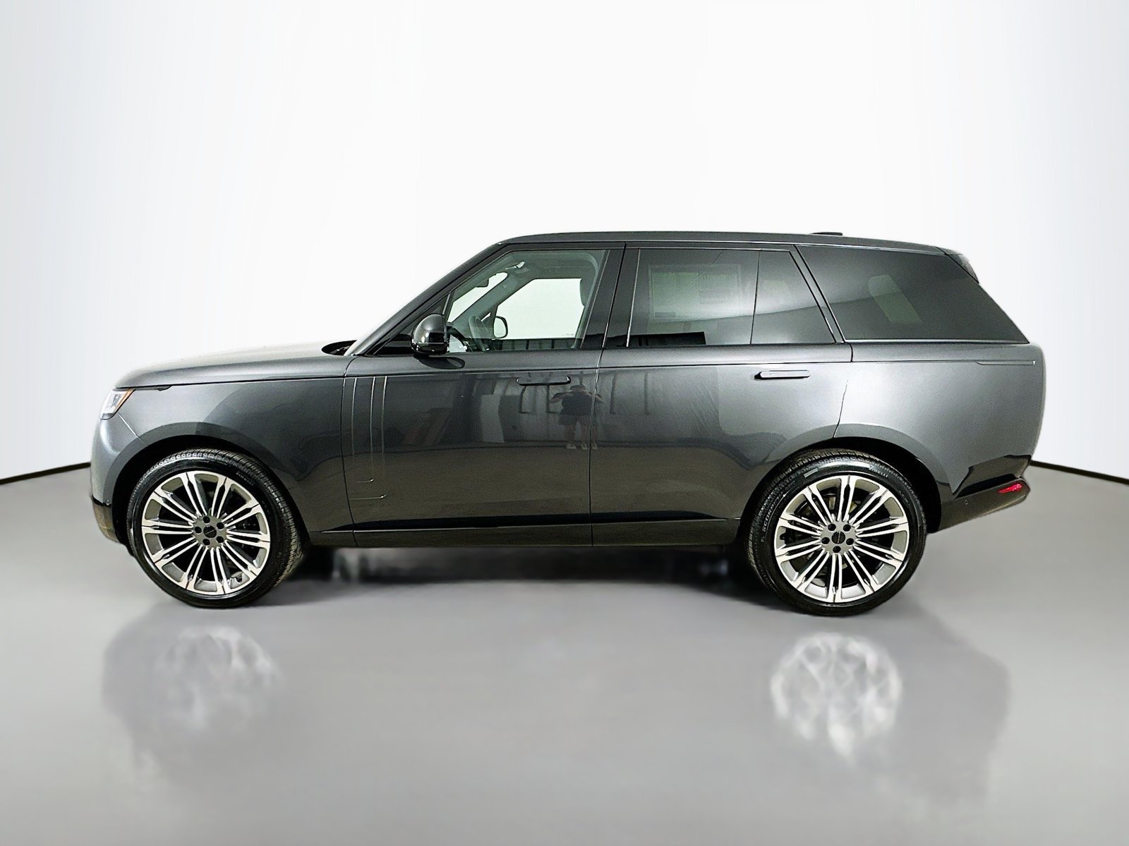 New 2026 Land Rover Range Rover SE AWD/4WD image 8