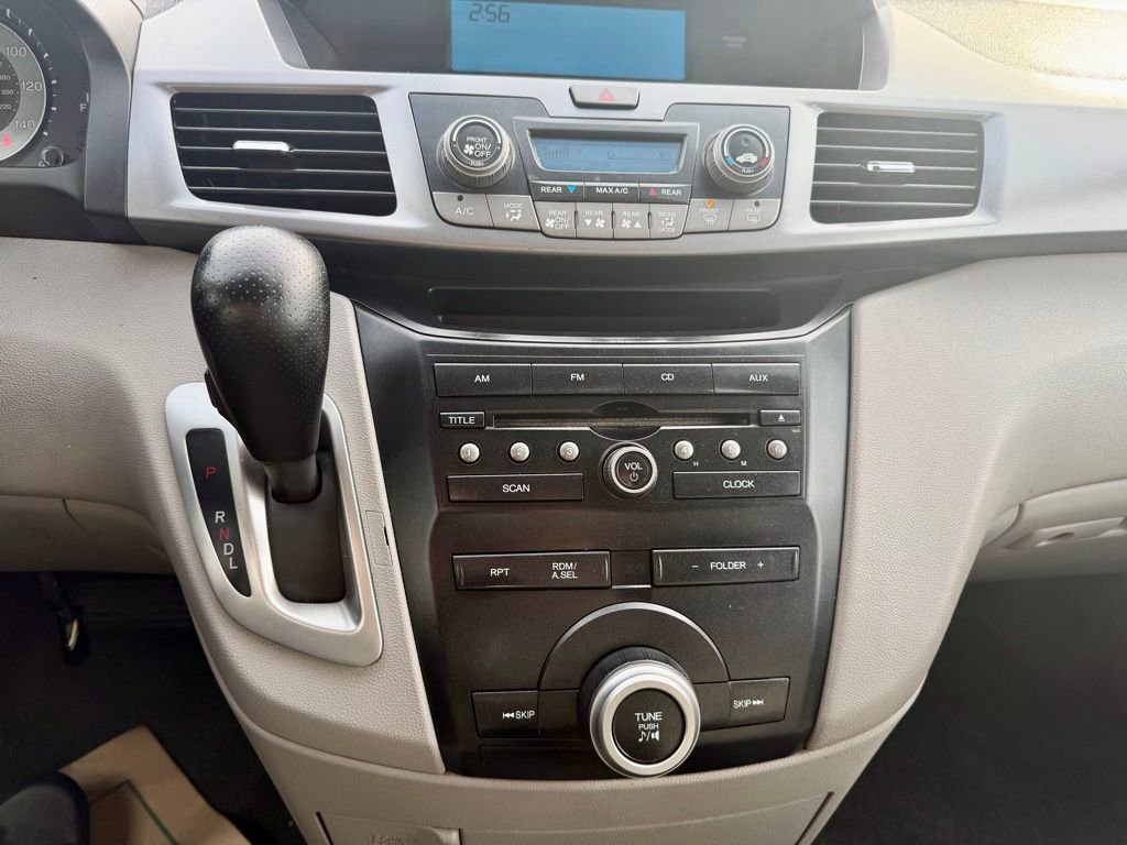 Used 2011 Honda Odyssey LX image 28