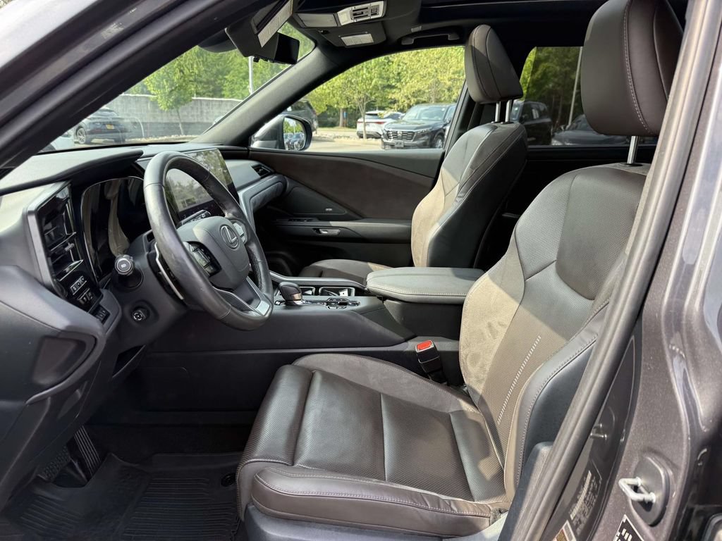Used 2024 Lexus TX 350 AWD w/ Technology Package image 25
