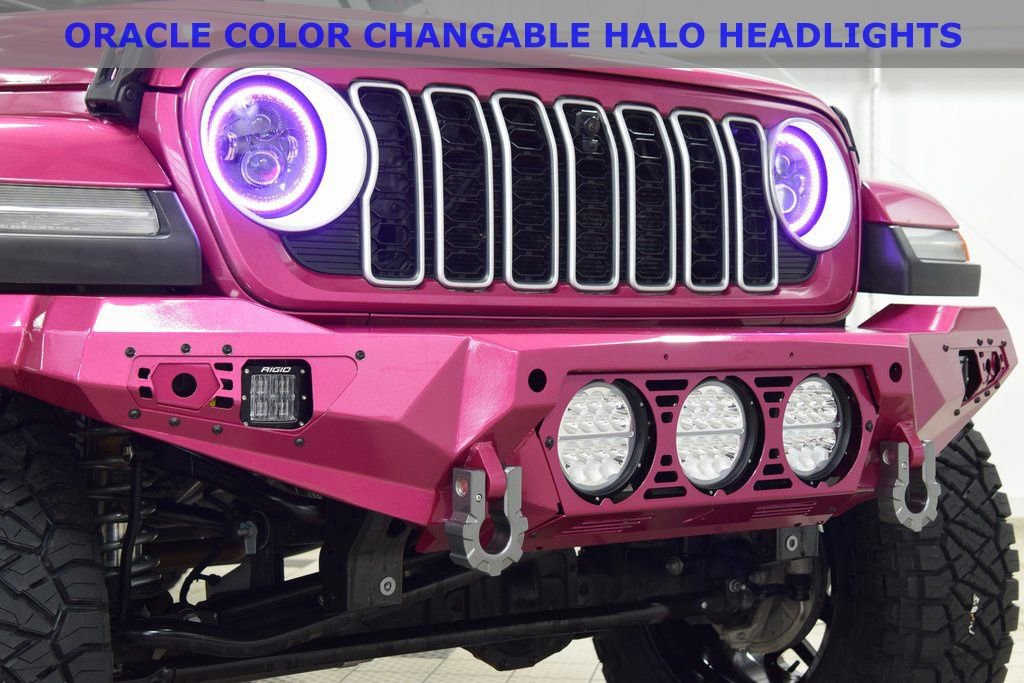 Used 2024 Jeep Wrangler Sahara w/ Technology Group image 13