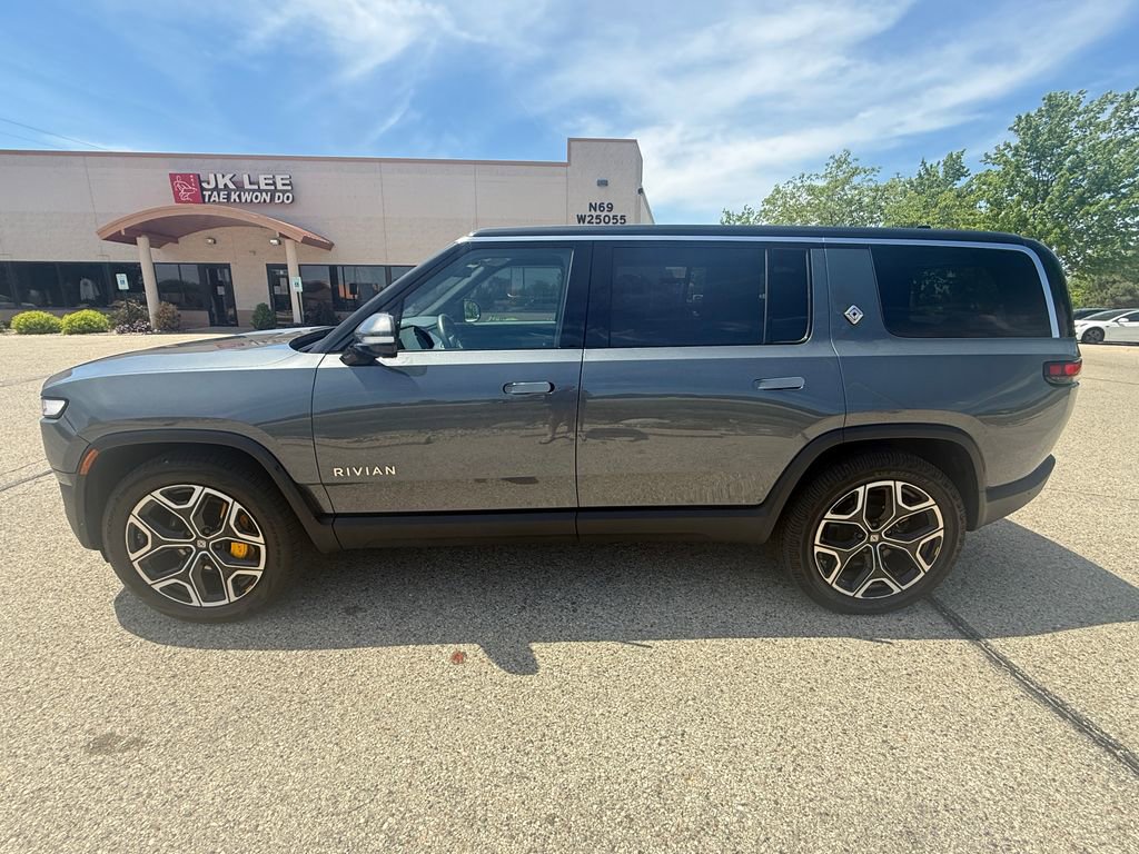 Used 2022 Rivian R1S Launch Edition AWD/4WD image 3