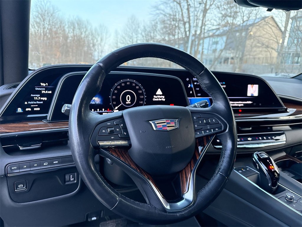 Used 2022 Cadillac Escalade ESV Premium Luxury image 11