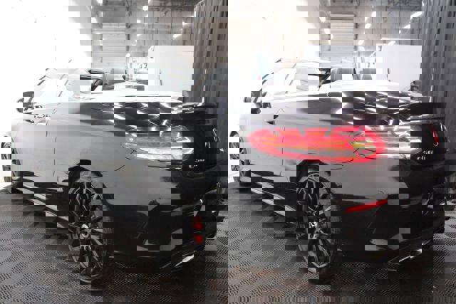 Used 2018 Mercedes-Benz C 300 Sport image 12