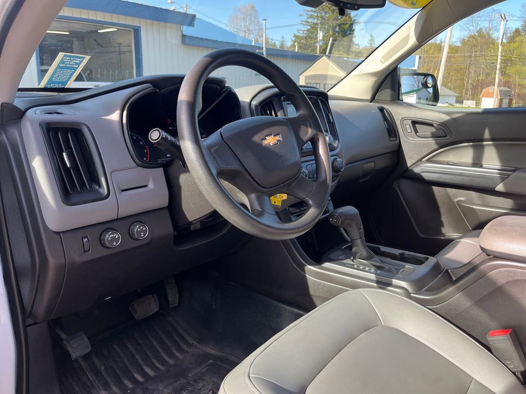 Used 2015 Chevrolet Colorado W/T AWD/4WD image 12