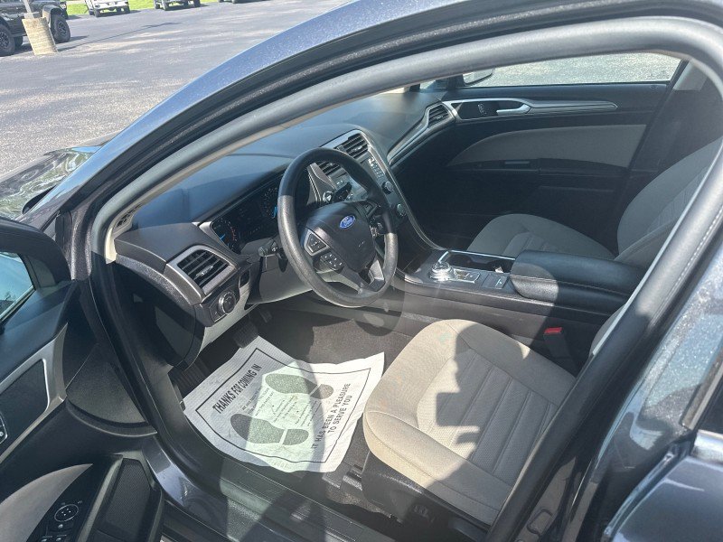 Used 2020 Ford Fusion S image 11