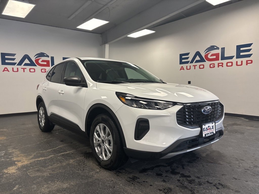 New 2025 Ford Escape Active w/ Cold Weather Package image 2