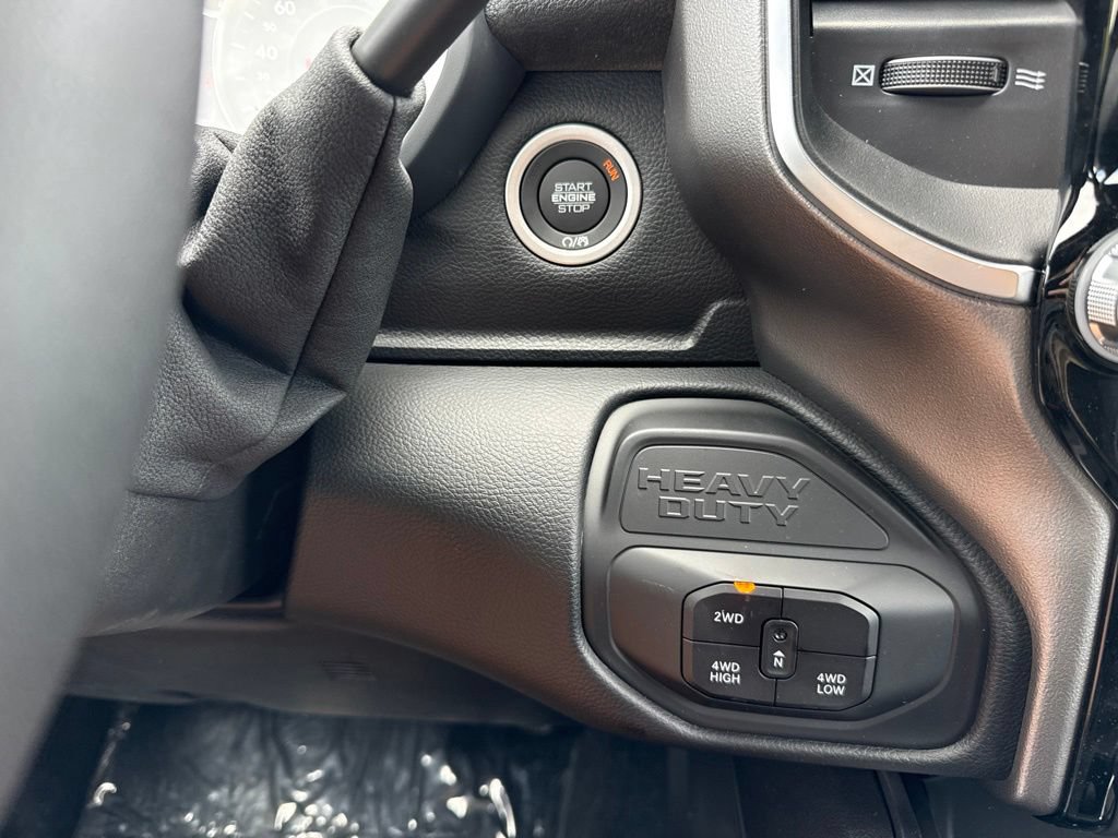 New 2026 RAM 2500 Big Horn AWD/4WD image 35