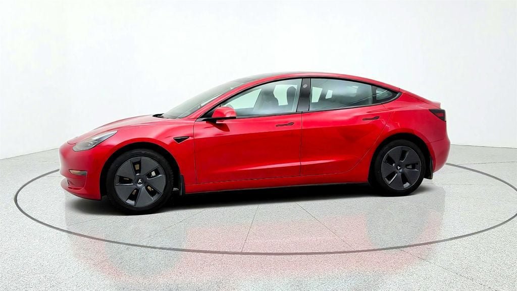 Used 2023 Tesla Model 3 Standard Range RWD image 8