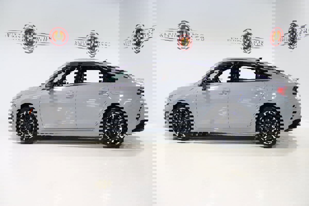 Used 2023 Kia K5 GT-Line image 31