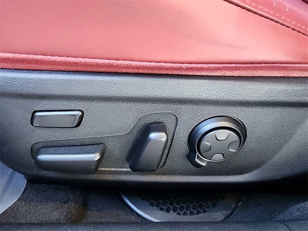 Used 2018 Kia Stinger GT2 image 17