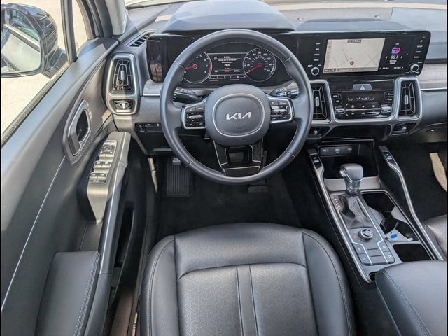 Certified 2022 Kia Sorento S w/ Panoramic Sunroof Package AWD/4WD image 8