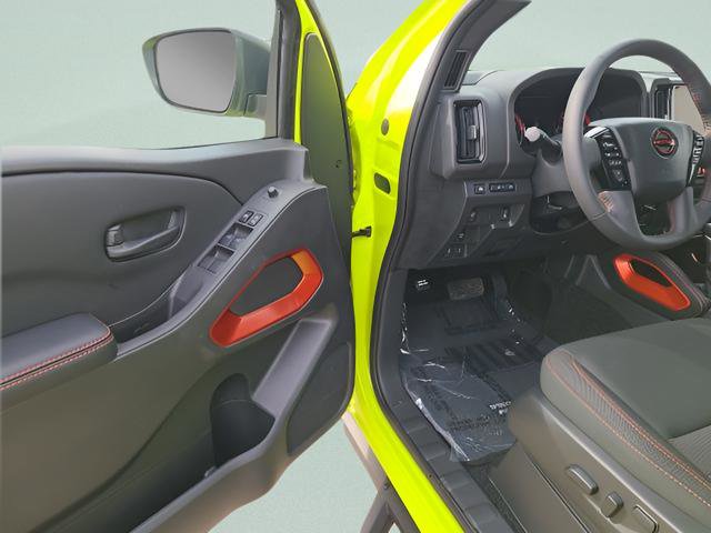 New 2026 Nissan Frontier PRO-4X w/ Pro-4x Convenience Package image 6