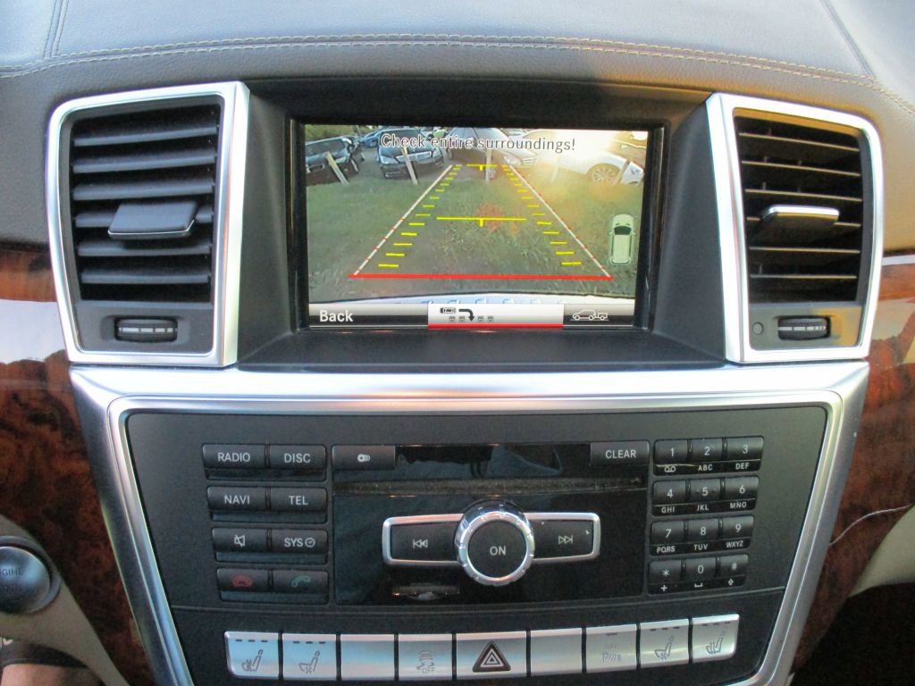 Used 2013 Mercedes-Benz GL 450 4MATIC image 18