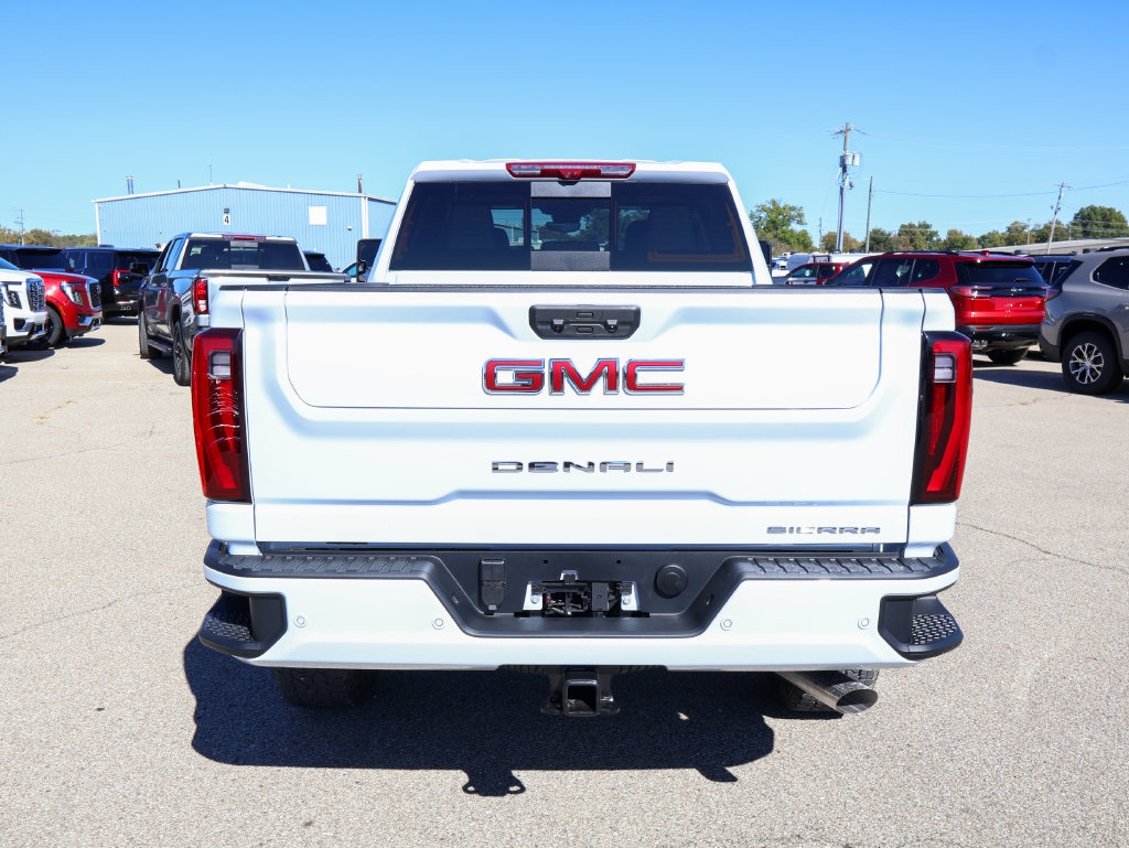 New 2026 GMC Sierra 3500 Denali w/ Denali Reserve Package AWD/4WD image 4
