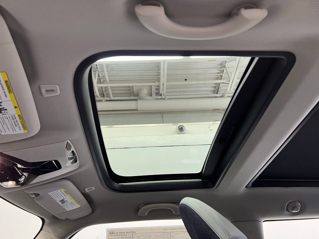 Used 2025 MINI Cooper S image 13