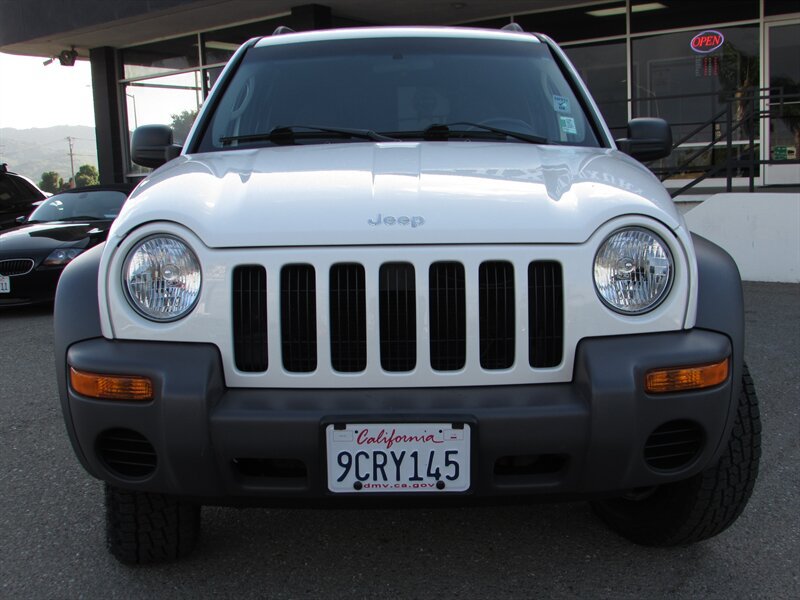 Used 2004 Jeep Liberty Sport w/ PWR Convenience Group AWD/4WD image 3