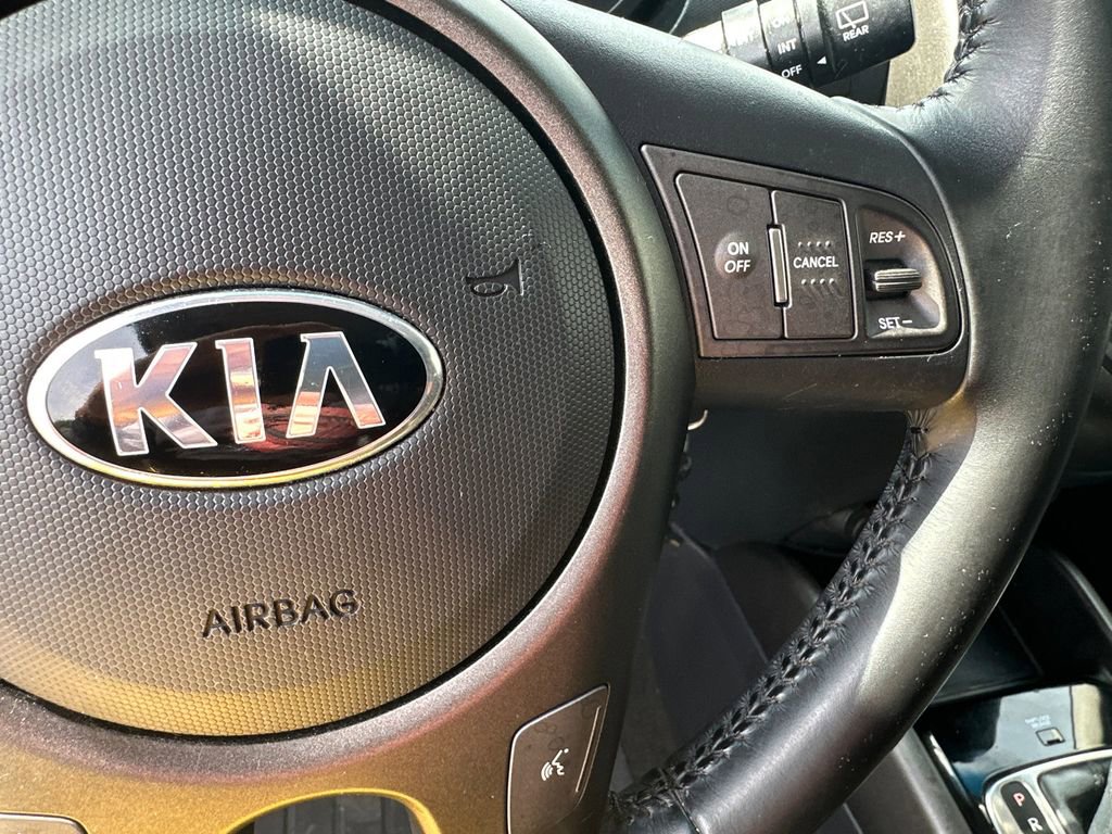 Used 2013 Kia Soul + image 26