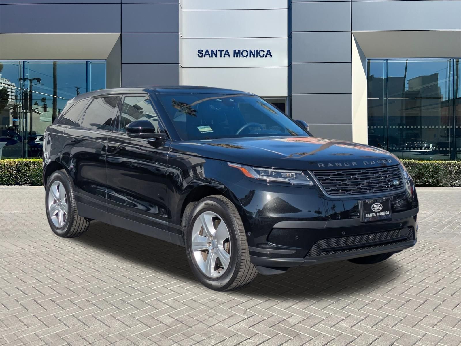 Used 2026 Land Rover Range Rover Velar S image 3