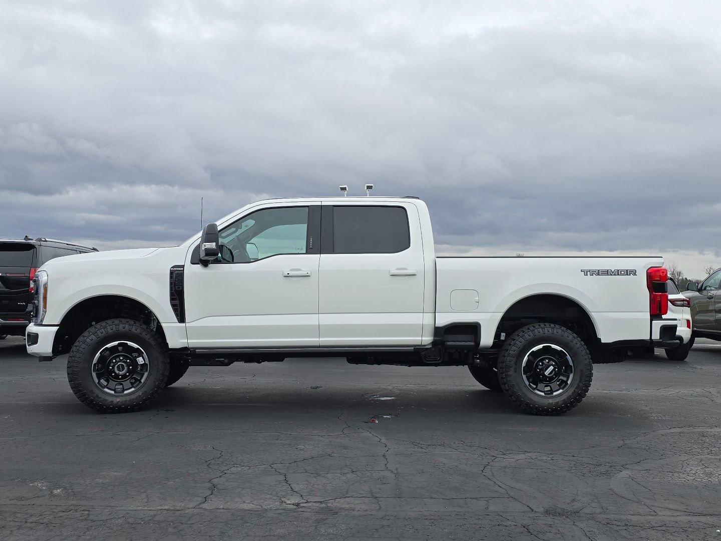 New 2026 Ford F250 Platinum w/ Tremor Off-Road Package image 11