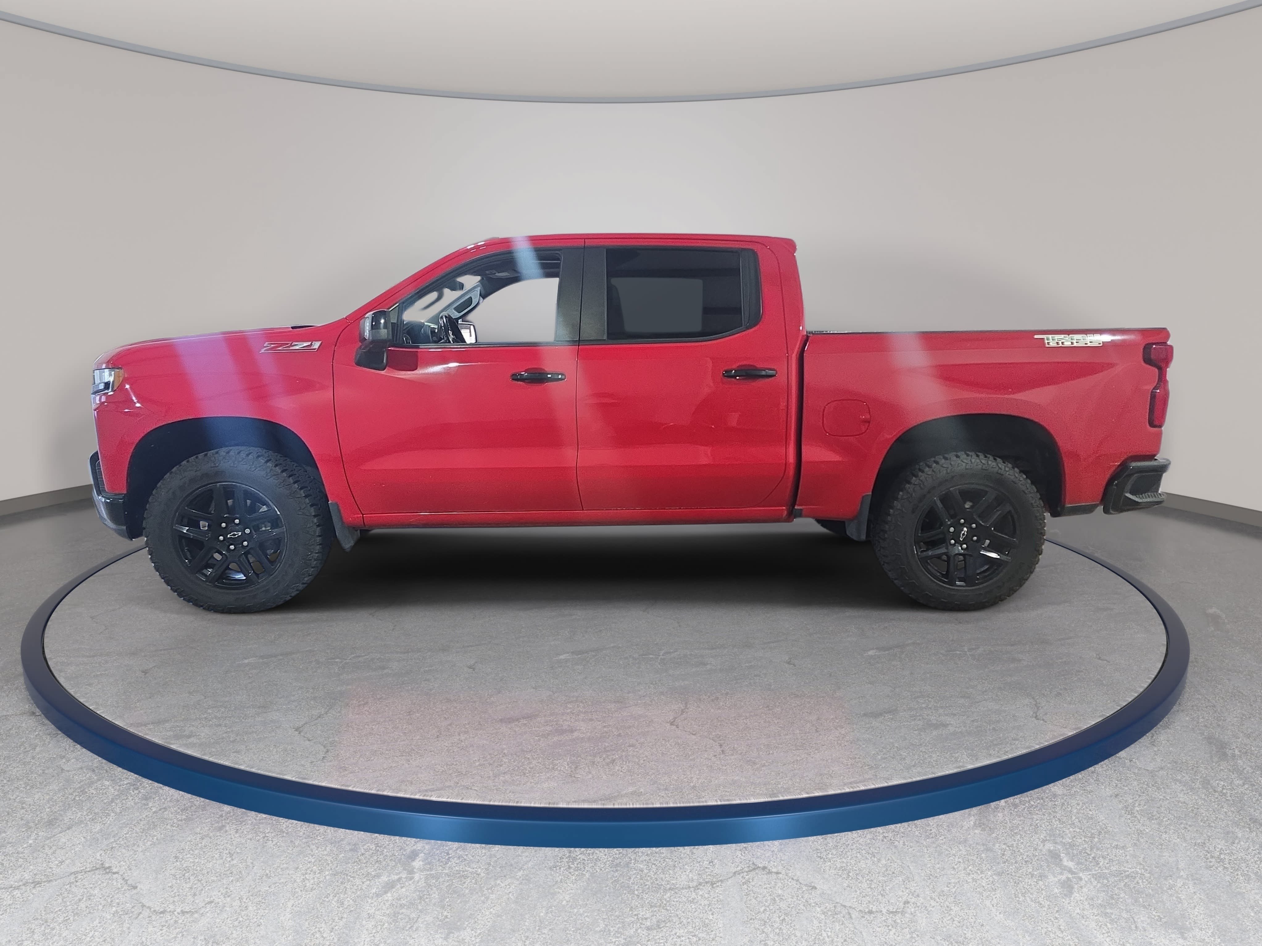 Used 2021 Chevrolet Silverado 1500 LT Trail Boss w/ Convenience Package II AWD/4WD image 9