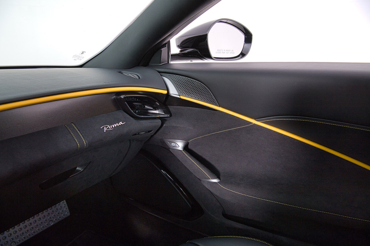 Certified 2021 Ferrari Roma RWD image 15