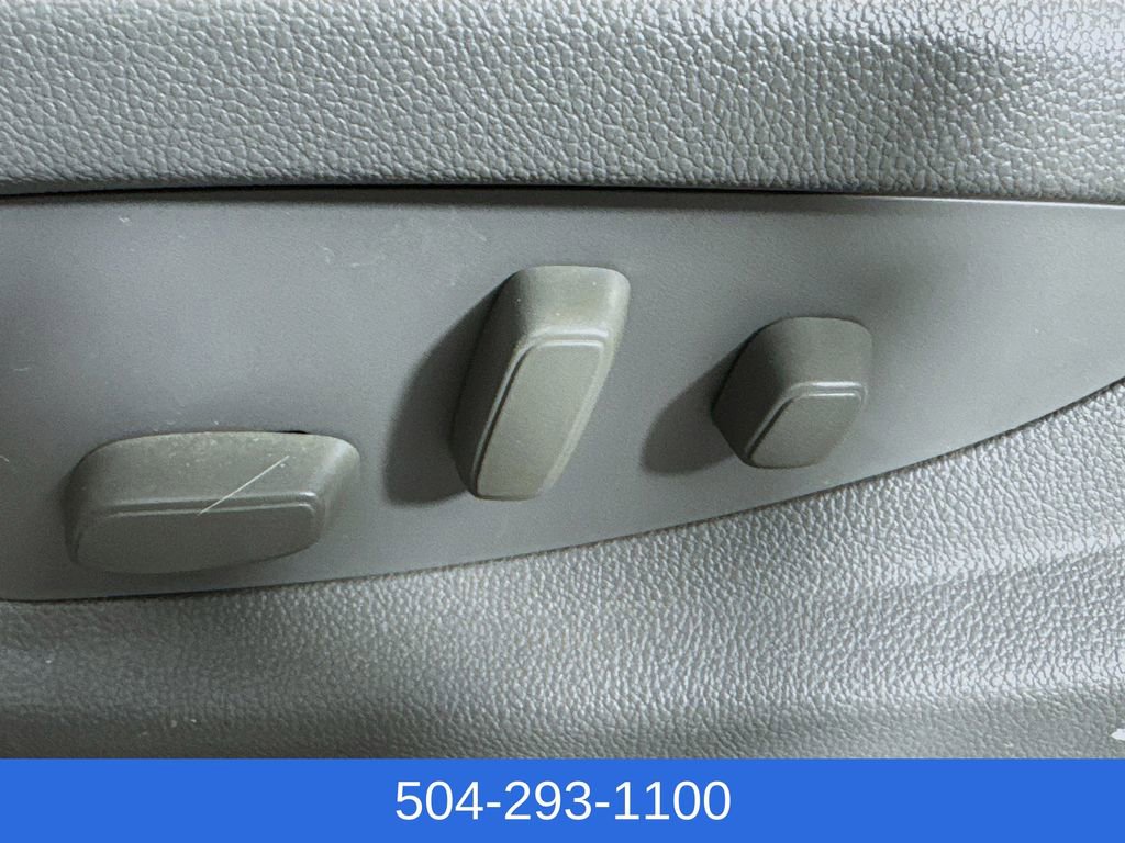 Used 2019 Chevrolet Suburban LT image 20