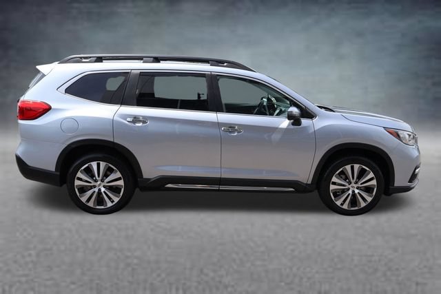 Certified 2022 Subaru Ascent Touring AWD/4WD image 2