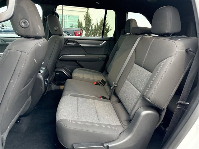 Used 2025 GMC Acadia Elevation image 23