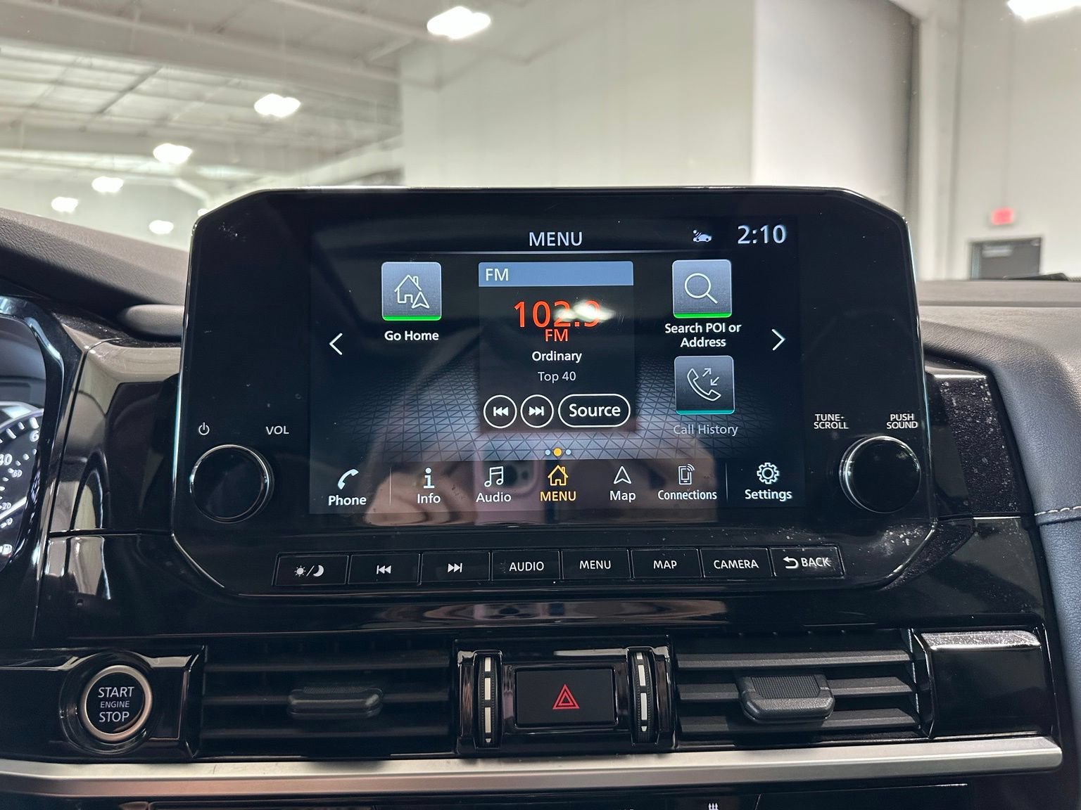 Used 2024 Nissan Pathfinder SL w/ SL Premium Package FWD image 26