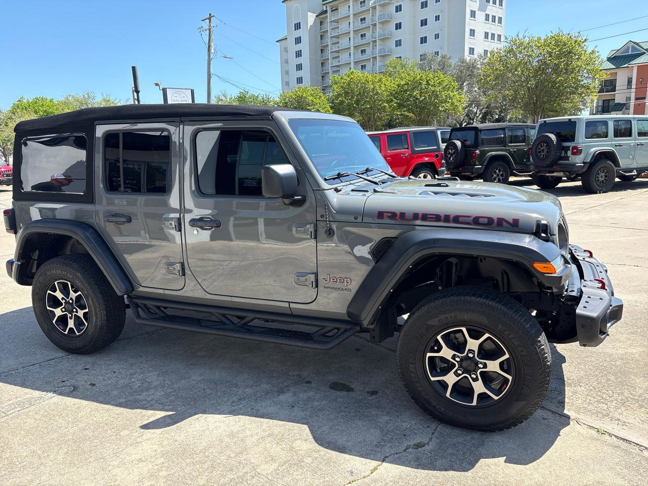 Used 2022 Jeep Wrangler Unlimited Rubicon w/ Steel Bumper Group image 4