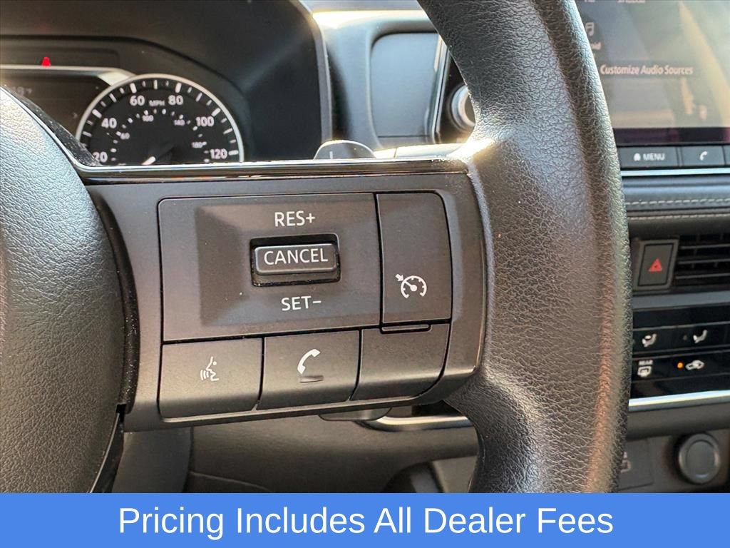Used 2021 Nissan Rogue S AWD/4WD image 16