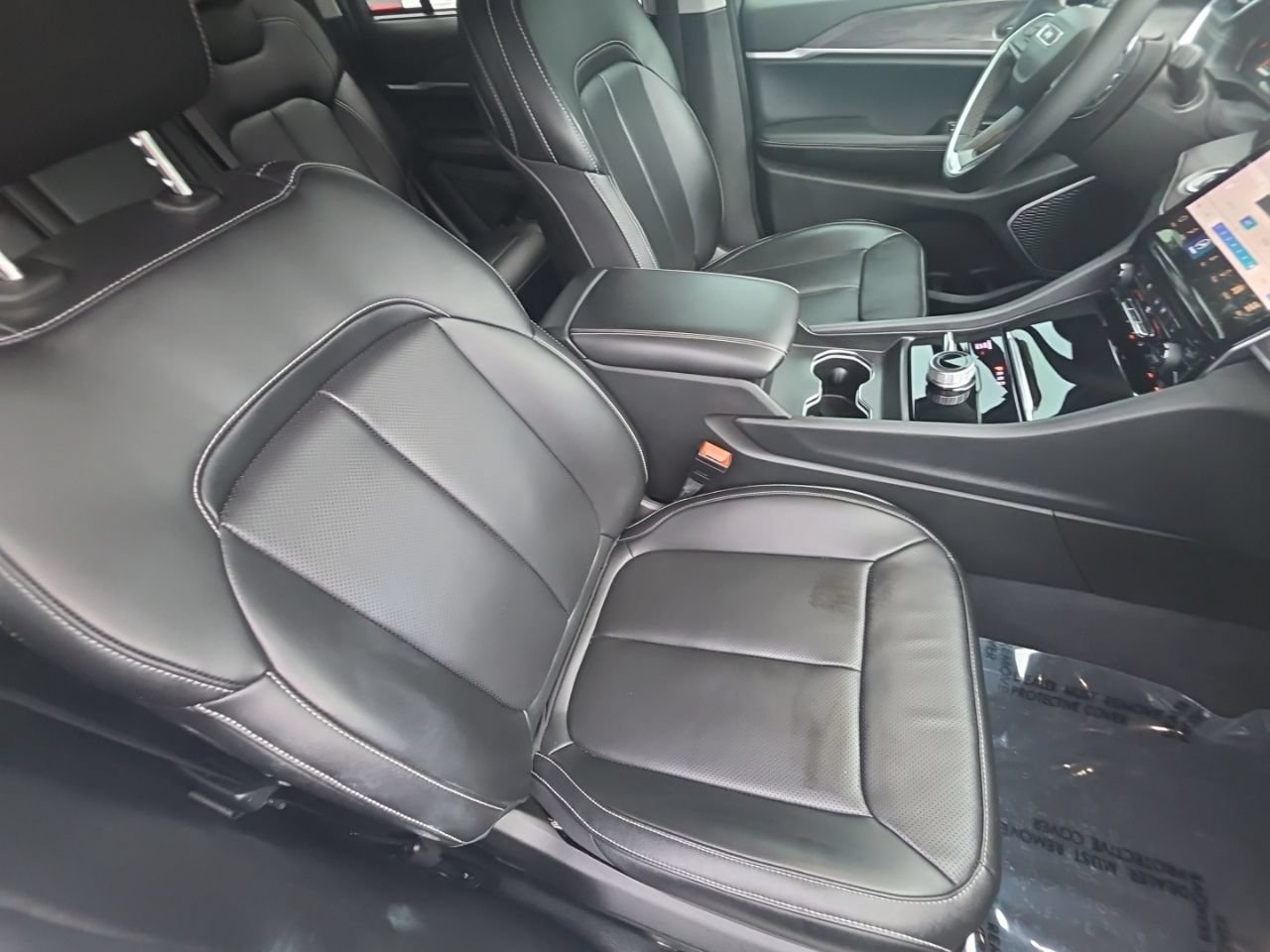 Used 2023 Jeep Grand Cherokee Limited w/ Luxury Tech Group II AWD/4WD image 36