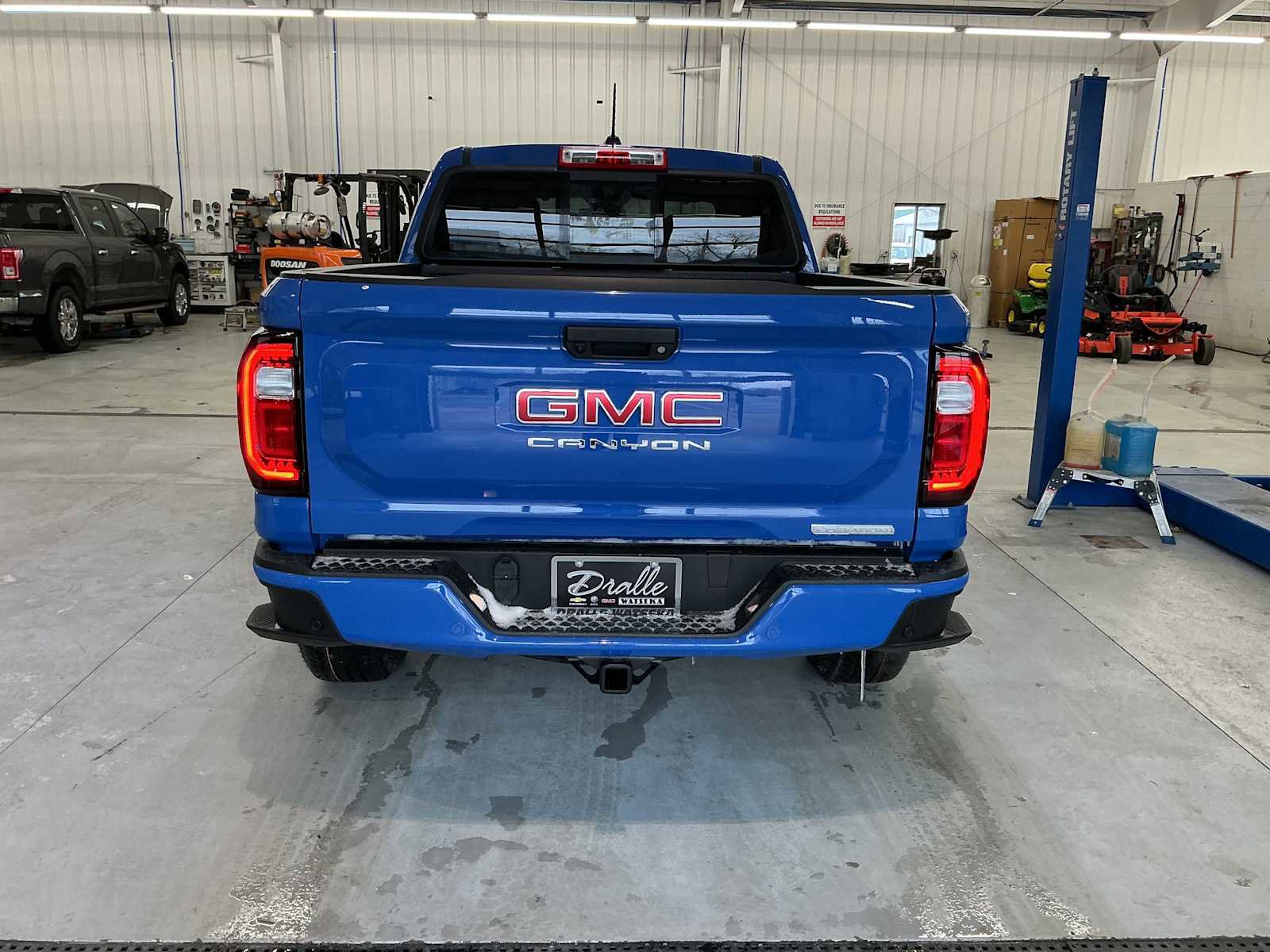 New 2026 GMC Canyon Elevation w/ Convenience Package image 6