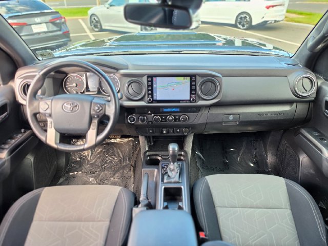 Used 2023 Toyota Tacoma TRD Sport AWD/4WD image 31