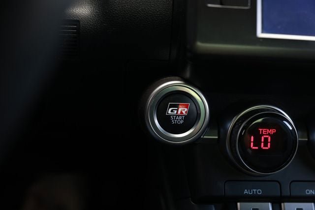 Used 2023 Toyota GR86 RWD image 33
