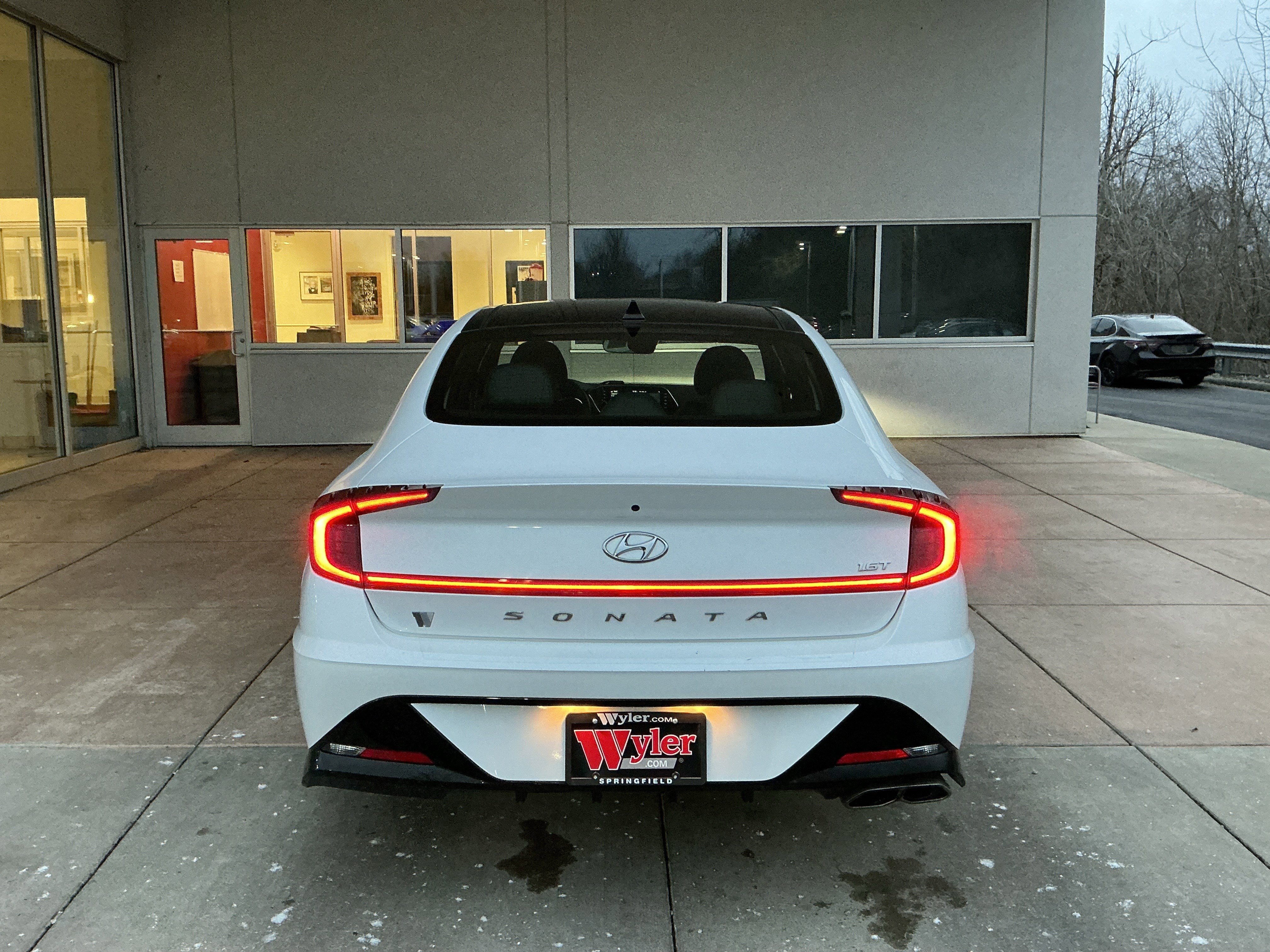 Used 2020 Hyundai Sonata SEL Plus w/ Tech Package image 21