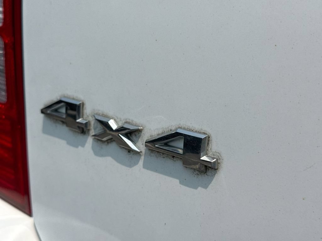 Used 2016 Jeep Patriot Latitude AWD/4WD image 8