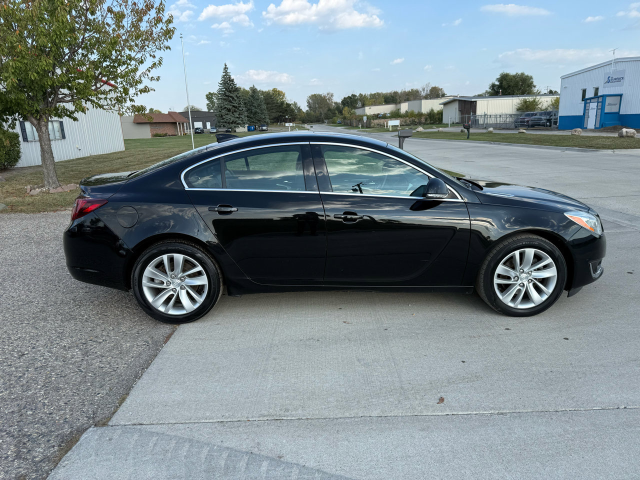 Used 2016 Buick Regal Premium image 4